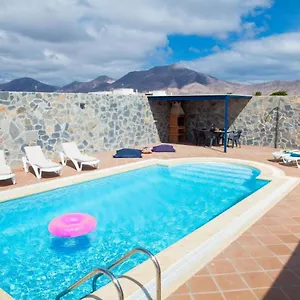villa-vacacional-rubicn-i.in-canary-islands.com/