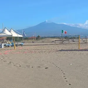 https://maryhouse-sea.catania-hotels.net